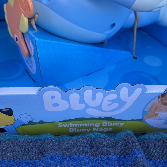 Bluey Swim toy for Bath - Picture 4 of 4